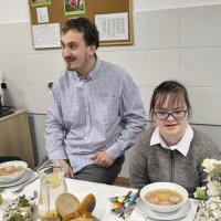 Zdjęcie WhatsApp 2025-04-14 o 21.45.42_70226351