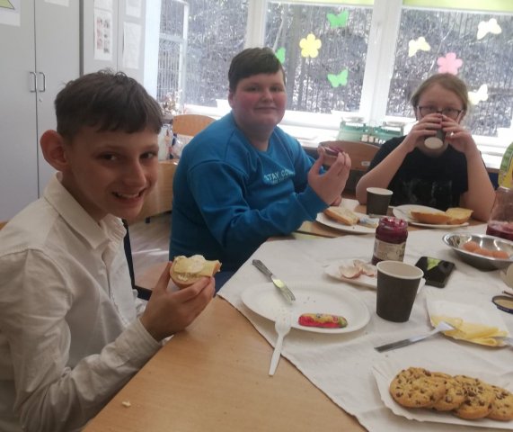 278196096_963167110987748_303211248806045876_n &mdash; kopia