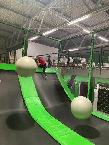 280746104_380866323999978_1424209818751096791_n (1)