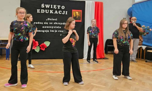 565106698_1280445250546182_1692885114909606926_n &mdash; kopia