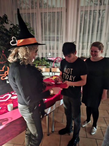 WhatsApp Image 2025-11-26 at 23.32.27