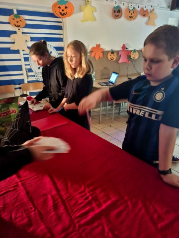 WhatsApp Image 2025-11-26 at 23.32.40 (2)