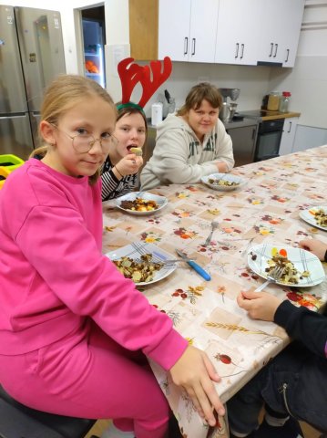 WhatsApp Image 2025-12-03 at 08.23.16 (1)