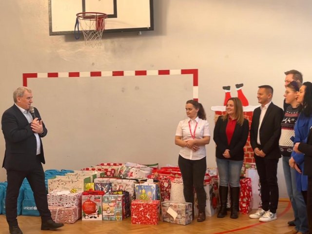 Zdjęcie WhatsApp 2023-12-19 o 20.00.44_1afd47a2