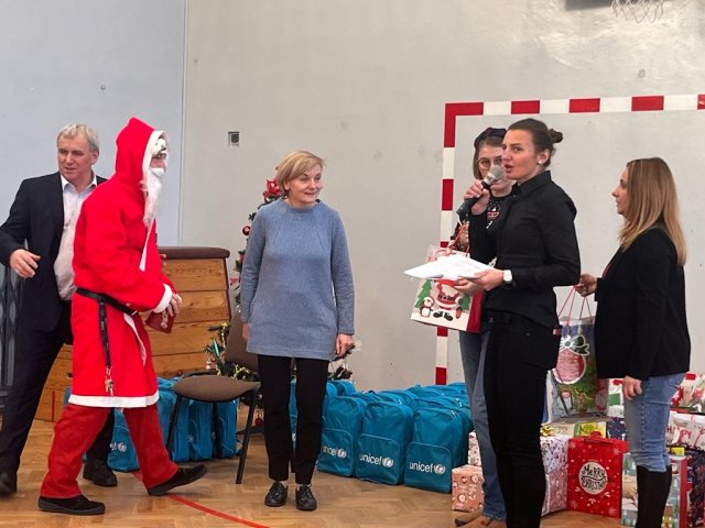 Zdjęcie WhatsApp 2023-12-19 o 20.00.44_9cfb0d92