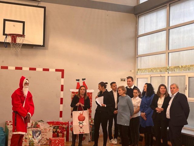 Zdjęcie WhatsApp 2023-12-19 o 20.00.46_6c5fd77c