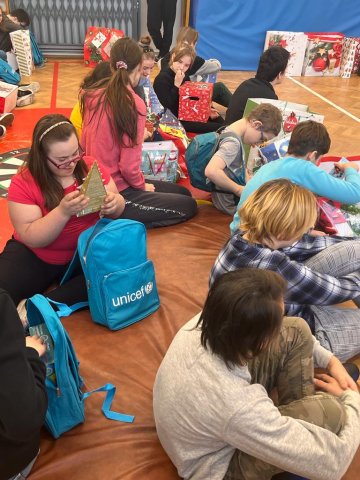 Zdjęcie WhatsApp 2023-12-19 o 20.00.51_6080272a