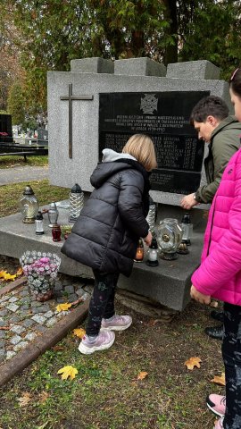 Zdjęcie WhatsApp 2024-10-31 o 20.43.53_002345c0