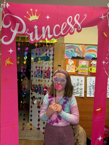 Zdjęcie WhatsApp 2025-03-12 o 21.00.12_be4b934f