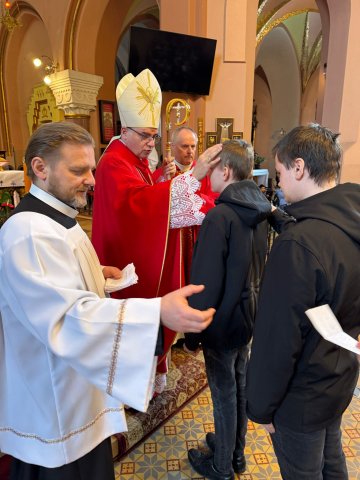 Zdjęcie WhatsApp 2025-03-30 o 18.27.15_73279a73