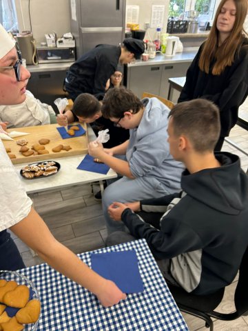 Zdjęcie WhatsApp 2025-11-25 o 18.54.54_9b436c1c