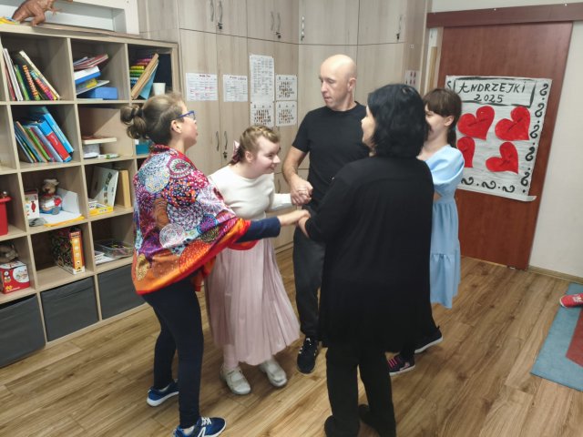 Zdjęcie WhatsApp 2025-11-28 o 18.28.32_044679ff