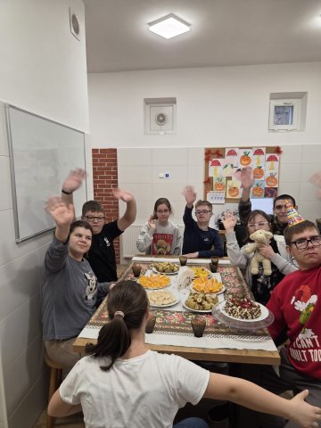 Zdjęcie WhatsApp 2025-12-04 o 09.18.00_6ae67efb