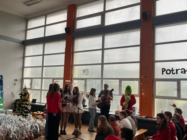 Zdjęcie WhatsApp 2025-12-05 o 18.56.26_037e8de9