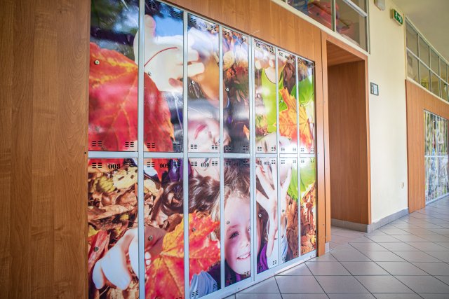 social media (31 of 33)